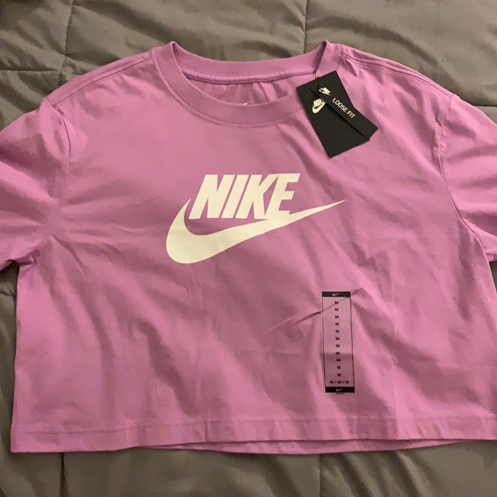 Nike loose fit purple crop top